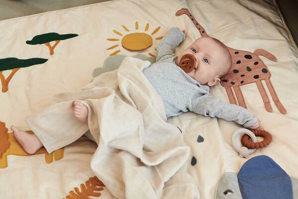 Arches et tapis d'éveil pour enfants