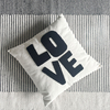 Coussin Influence Love Blanc Opjet