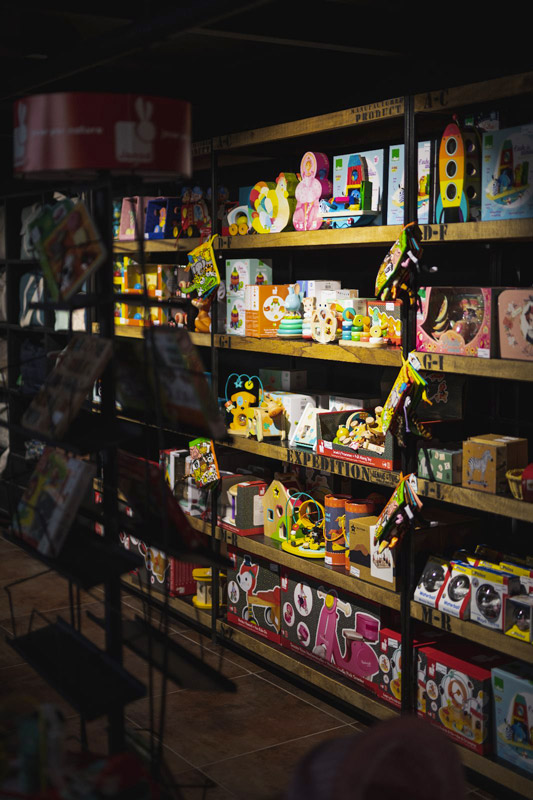 Boutique Choo Family Store