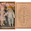 Maman et Papa Souris dans leur Boîte à Cigare Maileg