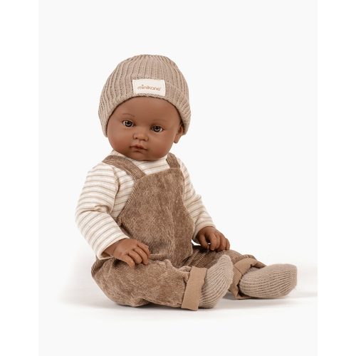 Minikane Poupée Augustin - Bambinis en salopette châtaigne