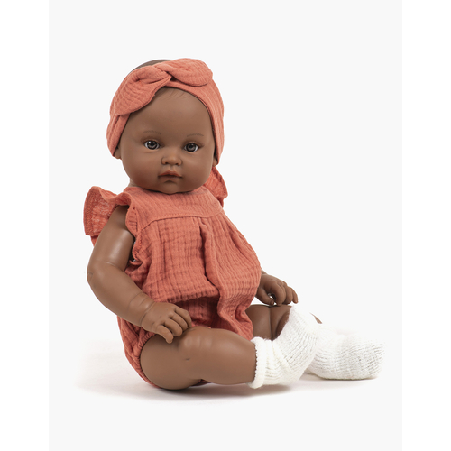 Minikane Poupée Augustine - Bambinis avec sa barboteuse Marsala