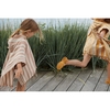 Poncho Roomie Moutarde / Sandy Liewood